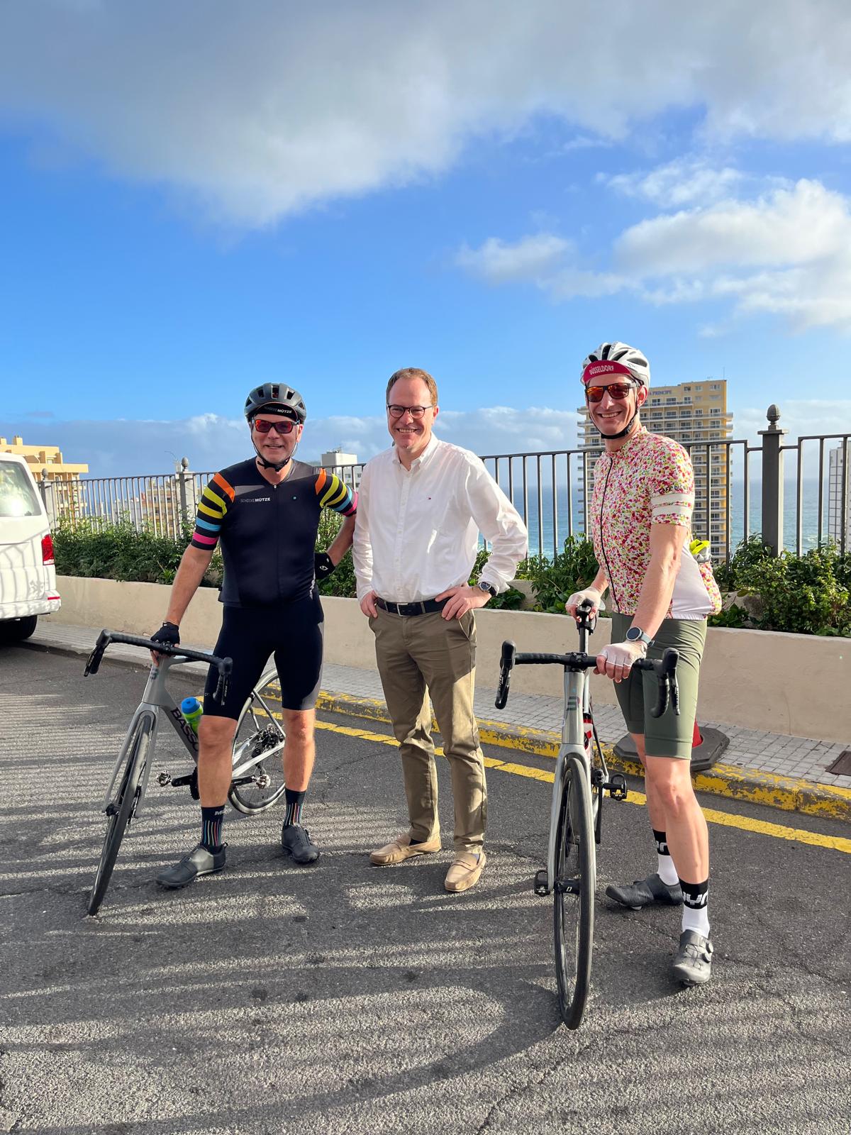 Oberbürgermeister Keller und Team Teide